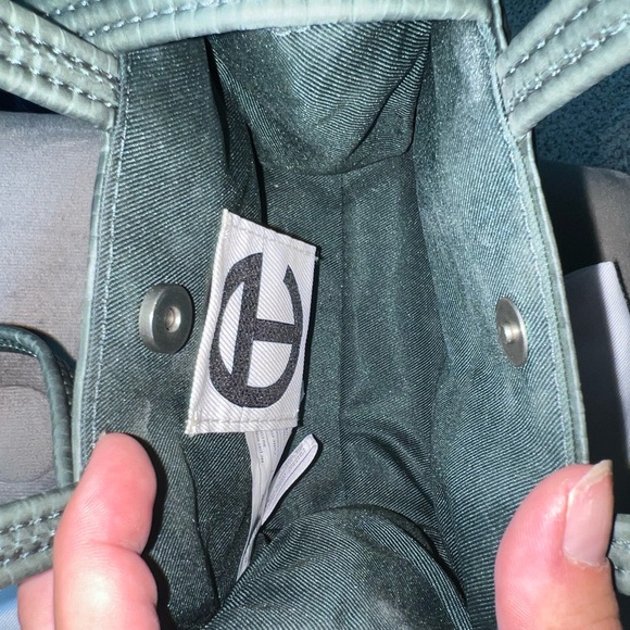 Telfar Bag - Picture 3 of 4